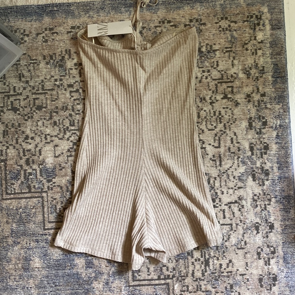 Zara Onsie - Picture 6 of 6
